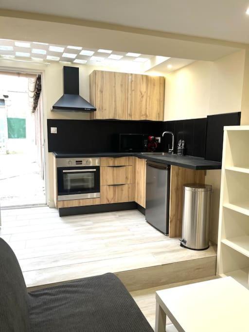 Appartement Cosy Avec Terrasse Marseilles Exterior foto